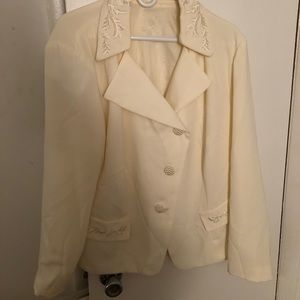 Off white skirt suit